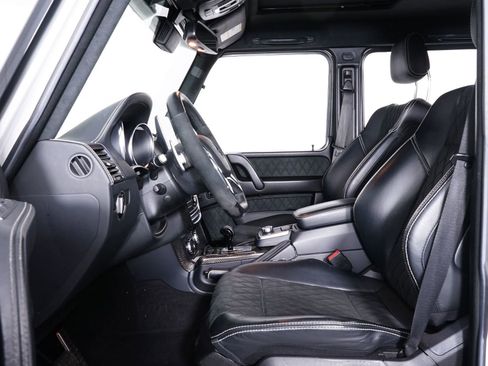 Used 2018 Mercedes-Benz G 550 Squared image 4