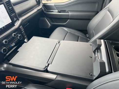 New 2025 Ford F150 Lariat w/ Equipment Group 502A High image 29