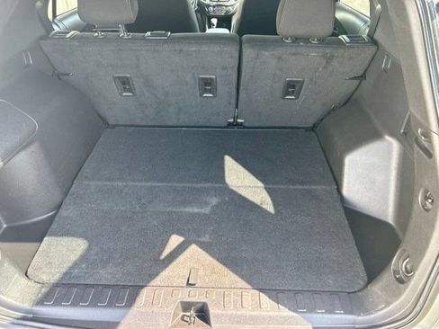 Used 2024 Chevrolet Equinox LT AWD/4WD image 37