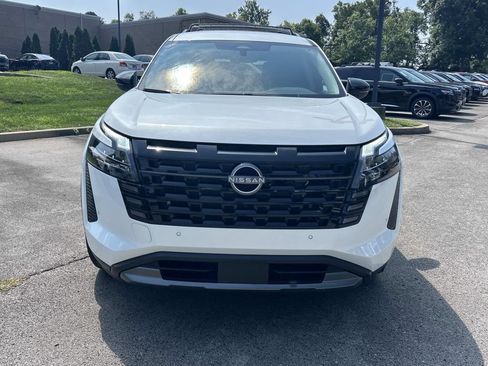 New 2026 Nissan Pathfinder SL AWD/4WD image 2