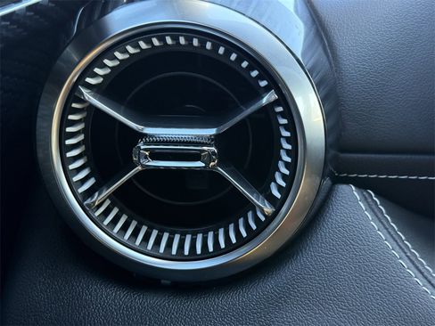 Used 2024 Chevrolet Blazer EV LT image 25