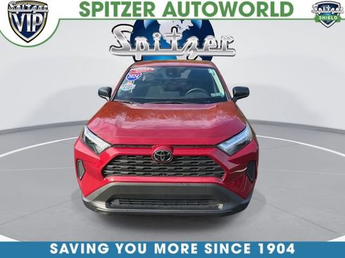 Used 2024 Toyota RAV4 LE AWD/4WD image 3