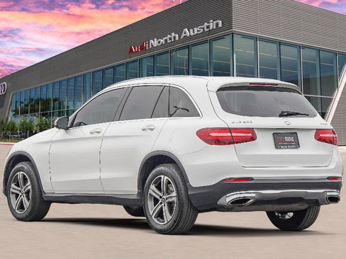 Used 2019 Mercedes-Benz GLC 300 4MATIC image 5