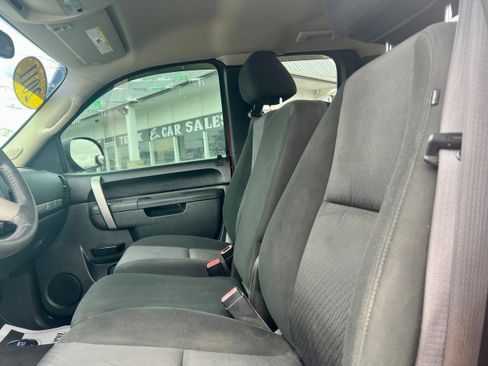 Used 2011 GMC Sierra 1500 SLE w/ Power Tech Package image 12