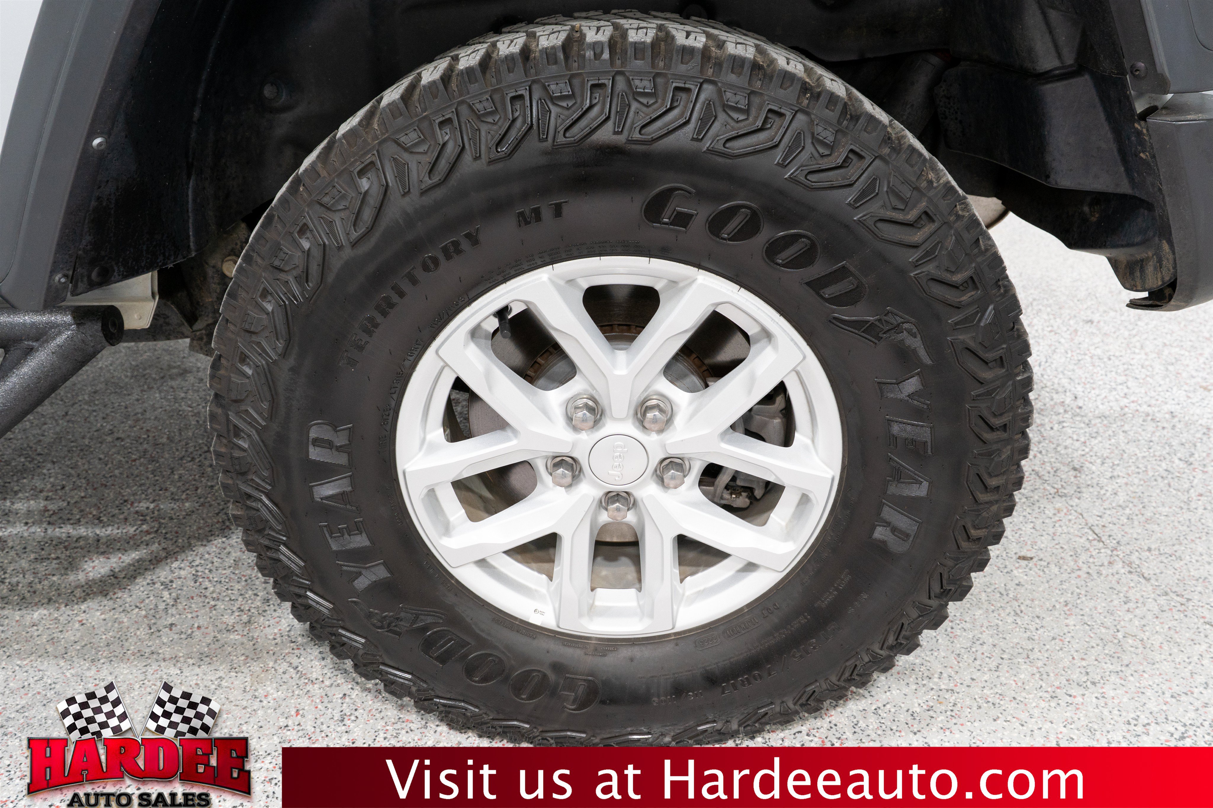 Used 2023 Jeep Wrangler Unlimited Sport w/ Xtreme 35 Tire Package AWD/4WD image 10