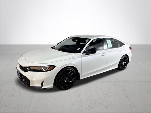 Used 2025 Honda Civic Sport image 2