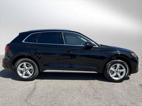 Used 2024 Audi Q5 2.0T Premium w/ Convenience Package image 6
