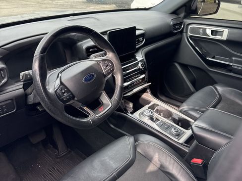 Used 2021 Ford Explorer ST image 5