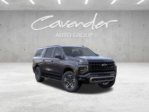 New 2026 Chevrolet Suburban Z71 w/ Comfort Package AWD/4WD image 1