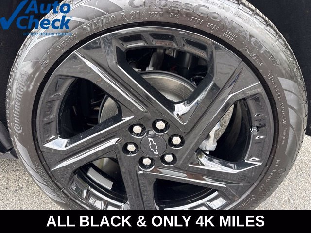 Used 2025 Chevrolet Equinox EV RS w/ Active Safety Package 3 AWD/4WD image 11