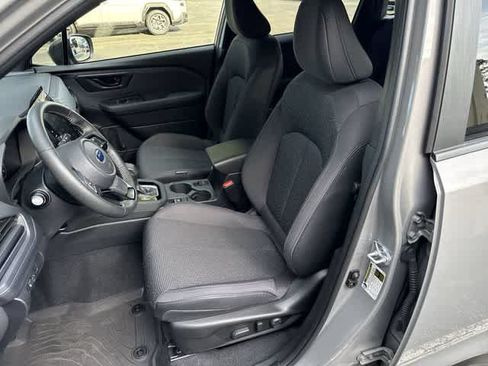 Used 2025 Subaru Forester Premium AWD/4WD image 14