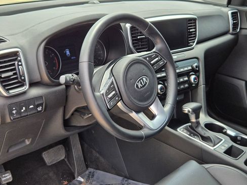 Used 2021 Kia Sportage EX FWD image 5