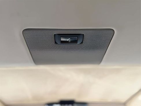 Used 2006 Rolls-Royce Phantom Sedan RWD image 37