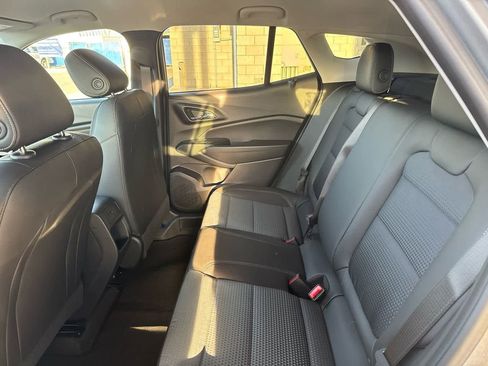 New 2026 Chevrolet Trax LT w/ Driver Confidence Package FWD image 32