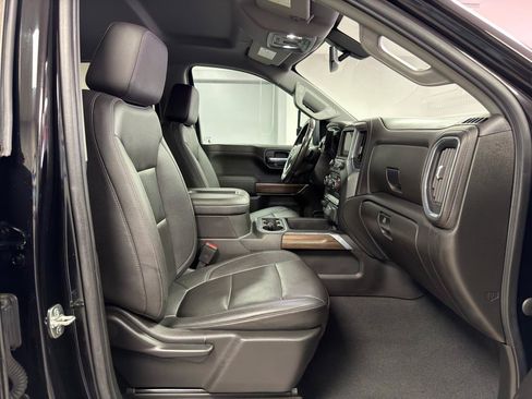 Used 2021 Chevrolet Silverado 1500 RST AWD/4WD image 10
