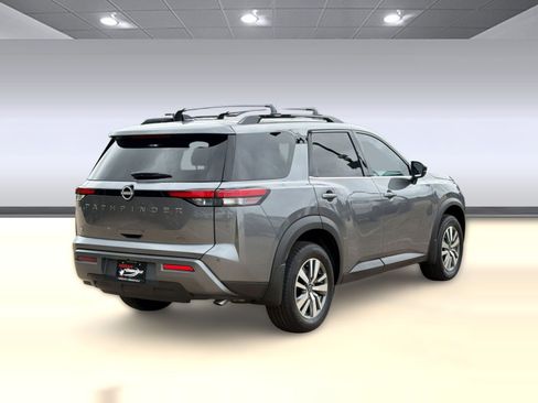 New 2026 Nissan Pathfinder SL FWD image 9