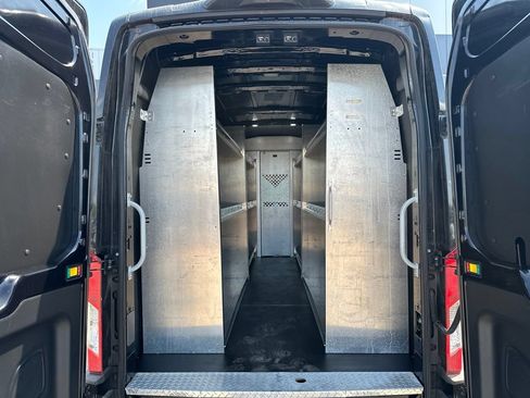 Used 2023 Ford Transit 250 148 High Roof Extended w/ Load Area Protection Package RWD image 5