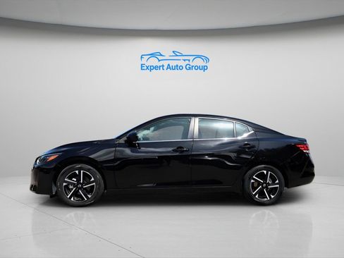 Used 2024 Nissan Sentra SV image 9