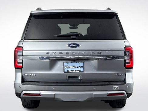 Used 2022 Ford Expedition Max Limited image 6