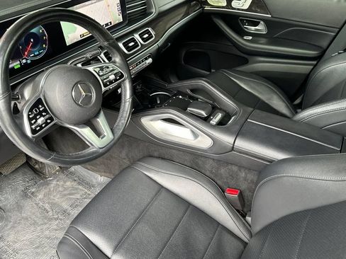 Used 2022 Mercedes-Benz GLS 450 4MATIC image 10