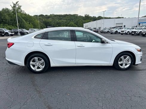 Used 2023 Chevrolet Malibu LS FWD image 4