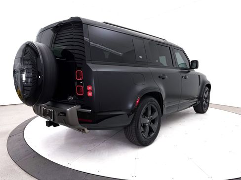 Used 2023 Land Rover Defender 130 X-Dynamic SE AWD/4WD image 20