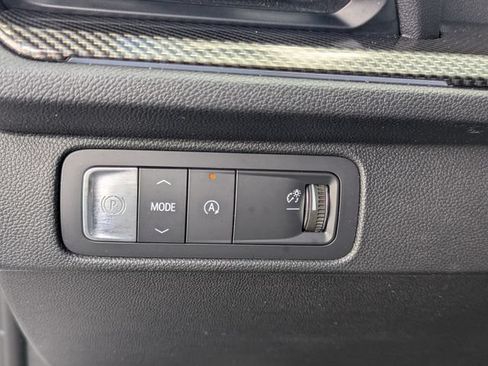 Used 2025 Chevrolet Traverse High Country FWD image 13