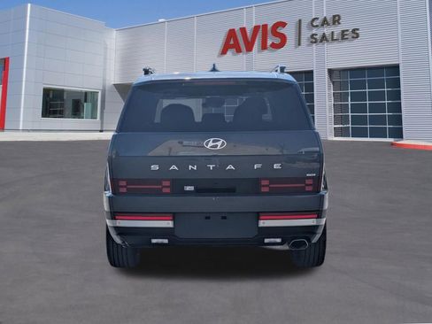 Used 2025 Hyundai Santa Fe Limited image 7