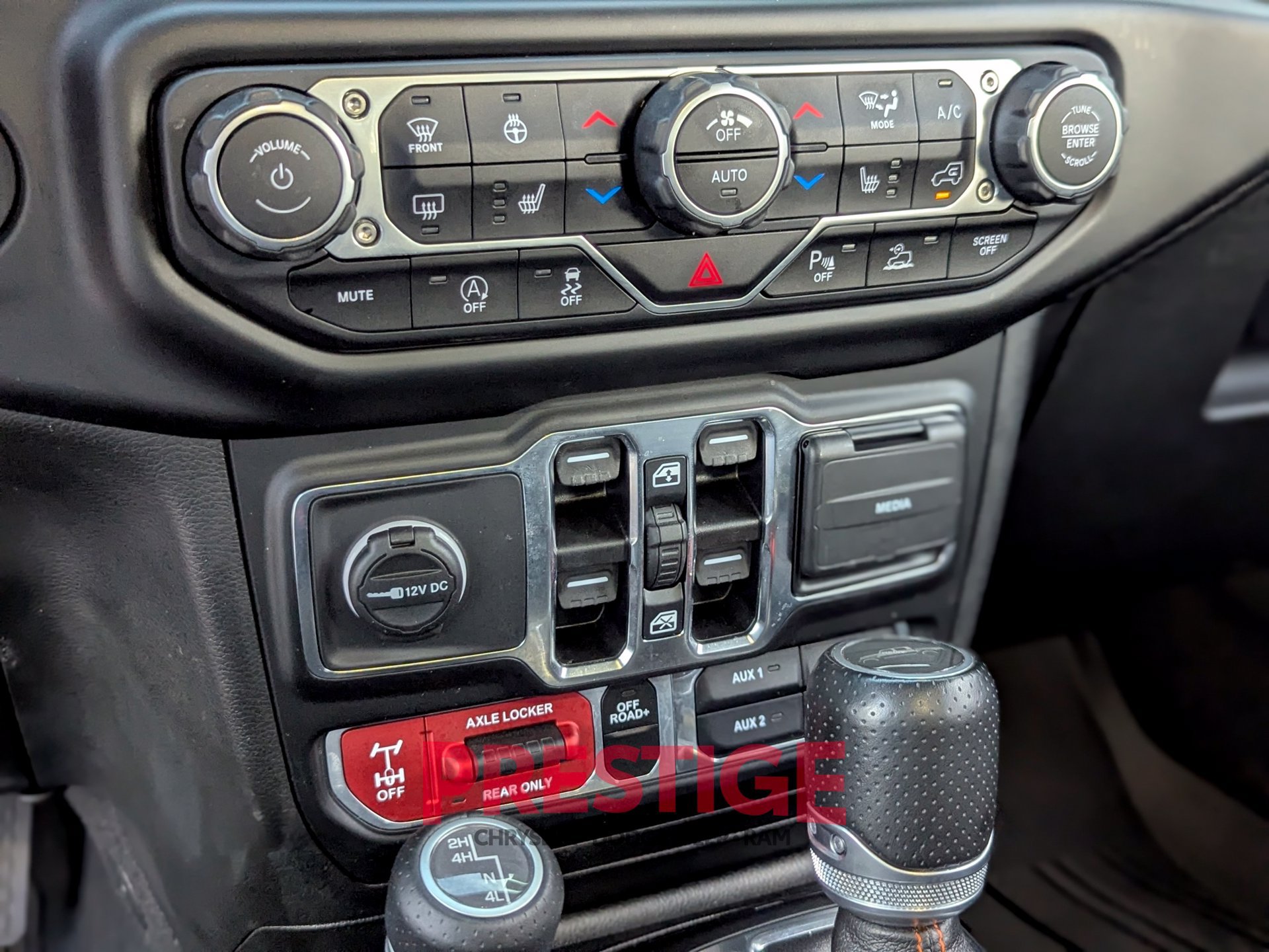 Used 2021 Jeep Gladiator Mojave AWD/4WD image 24