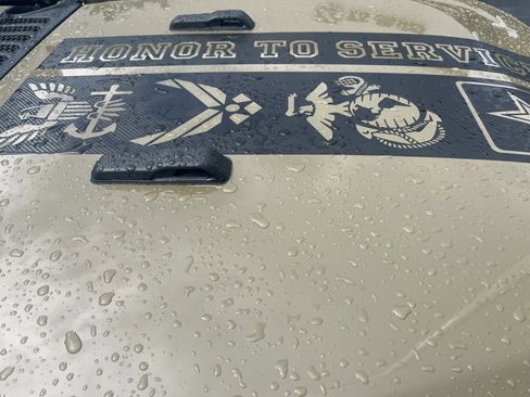 New 2025 Jeep Gladiator Sport image 6