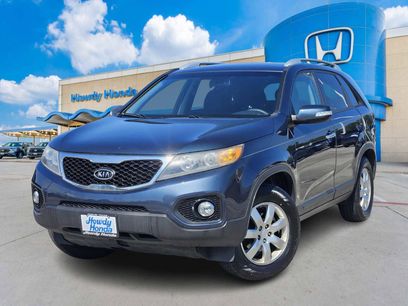 Used 2011 Kia Sorento LX w/ Convenience Pkg