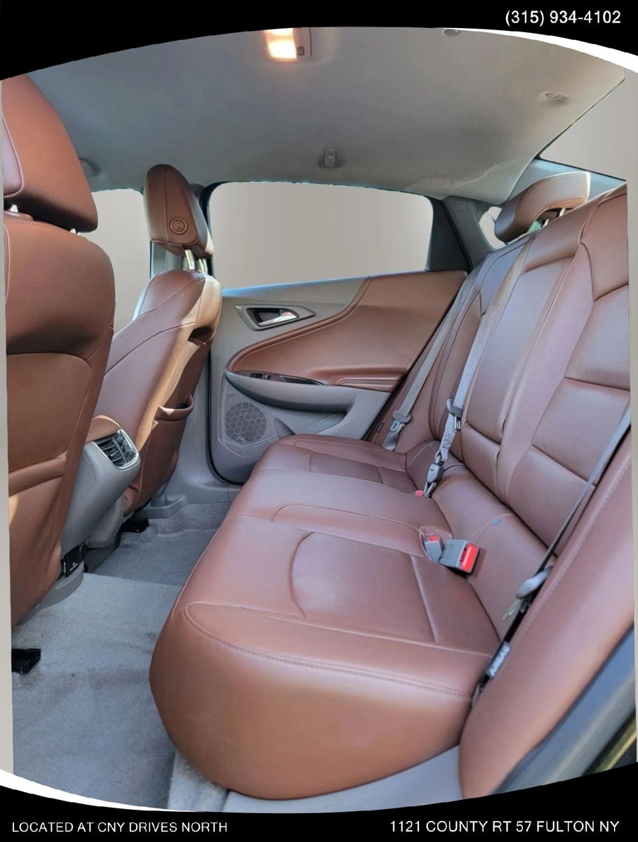Used 2016 Chevrolet Malibu LT w/ Leather Package FWD image 12