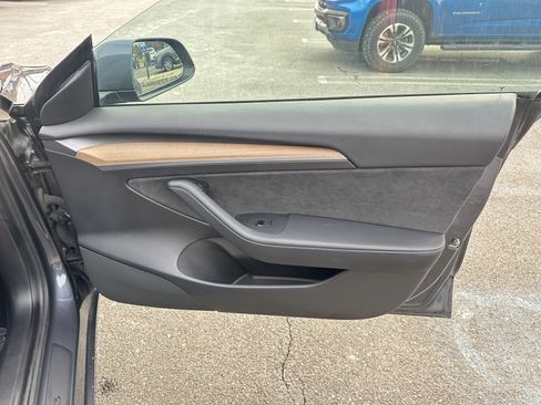 Used 2021 Tesla Model 3 Long Range image 24