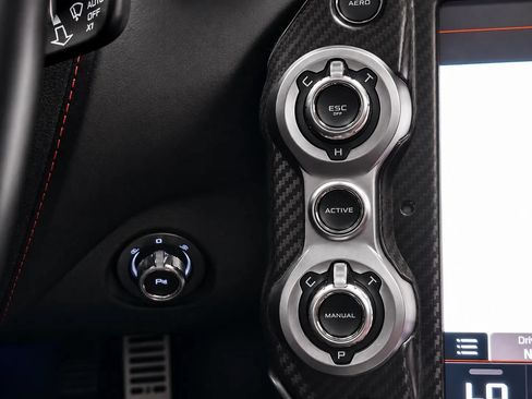 Used 2020 McLaren 720S Spider RWD image 29