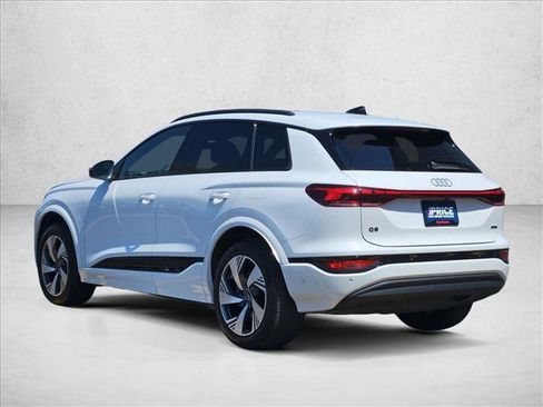 Used 2025 Audi Q6 e-tron Premium Plus w/ Premium Plus AWD/4WD image 8