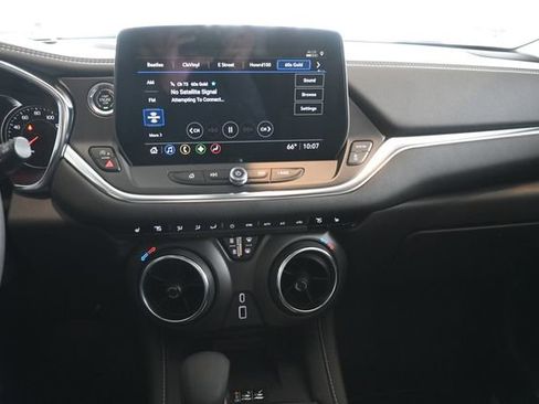 Used 2024 Chevrolet Blazer LT w/ Convenience Package image 17