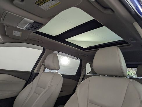 Used 2021 Nissan Rogue SL image 29