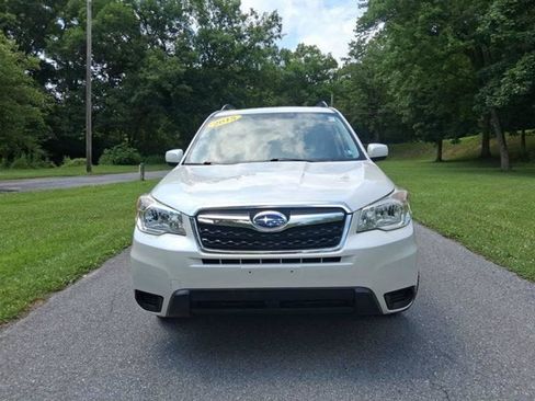Used 2015 Subaru Forester 2.5i Premium AWD/4WD image 3