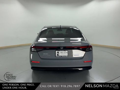 Used 2023 Honda Accord EX-L image 7