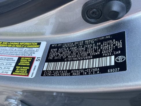 Used 2019 Toyota Camry LE image 9