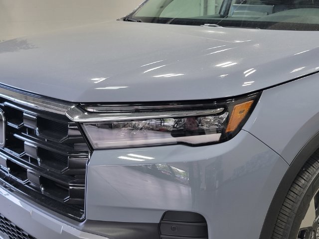 New 2026 Honda Pilot Touring image 9