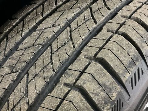 New 2026 Cadillac Lyriq Luxury w/ LPO, Floor Liner Package image 32