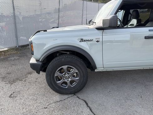 Used 2023 Ford Bronco Big Bend image 9