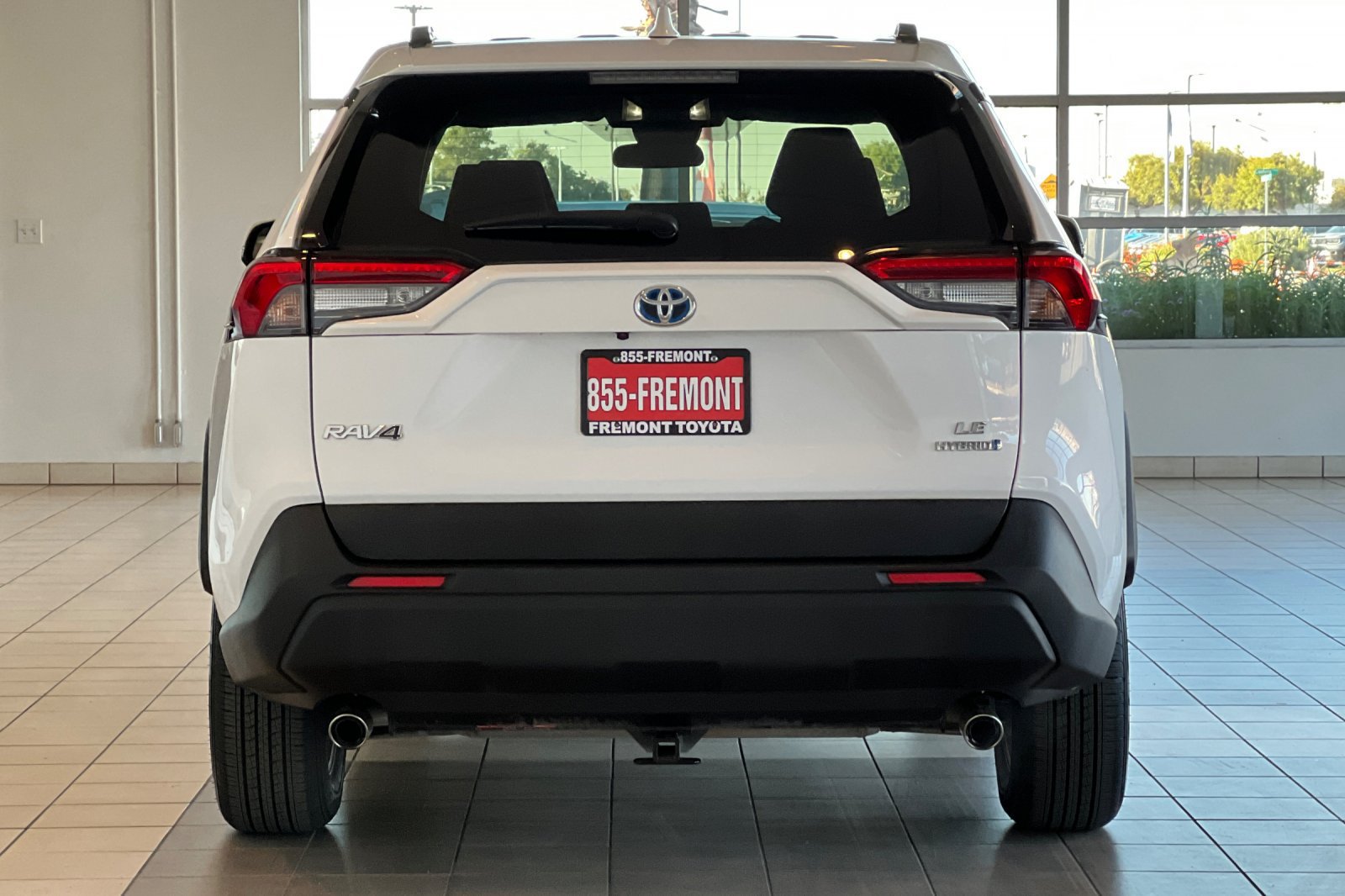Certified 2024 Toyota RAV4 LE AWD/4WD image 5