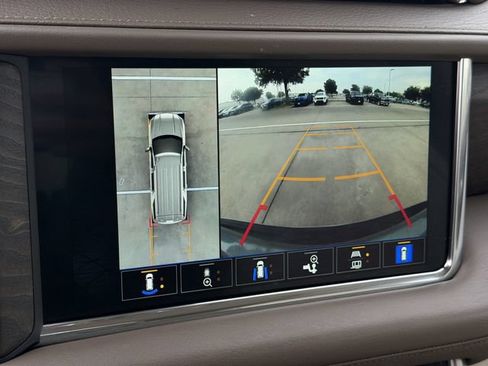 Used 2023 GMC Yukon Denali w/ Max Trailering Package AWD/4WD image 17