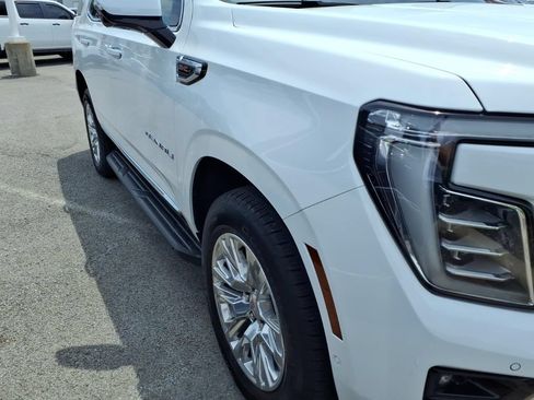 Used 2025 GMC Yukon Denali AWD/4WD image 18