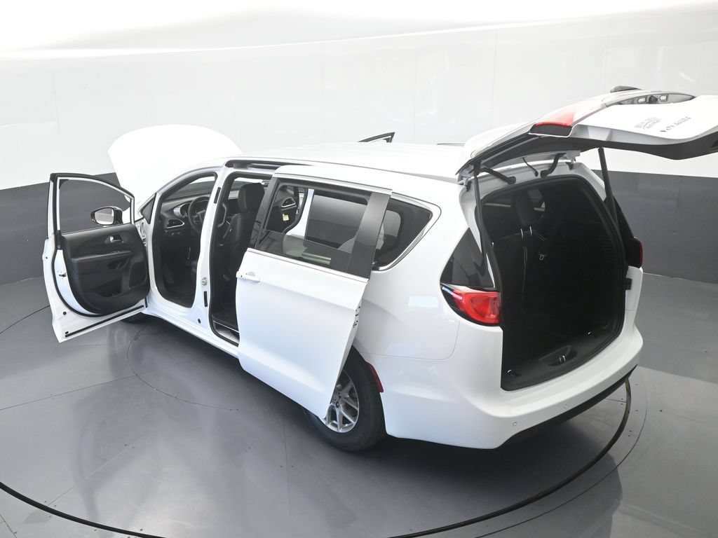 New 2026 Chrysler Voyager LX FWD image 62