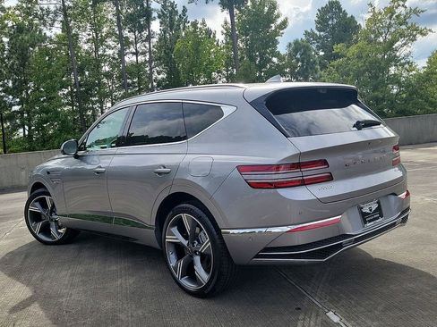 Used 2025 Genesis GV80 3.5T Prestige image 11