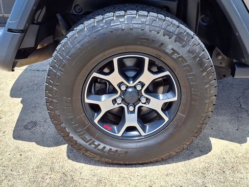 Used 2019 Jeep Wrangler Unlimited Rubicon AWD/4WD image 28