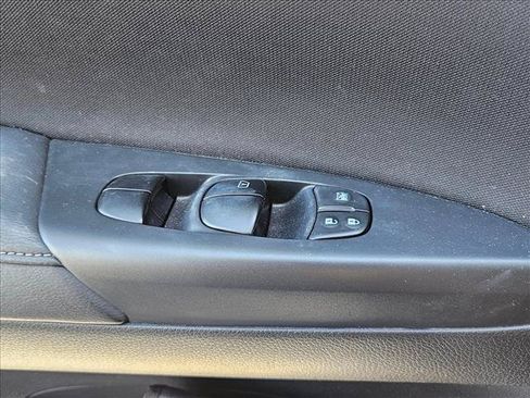 Used 2017 Nissan Sentra SV FWD image 12
